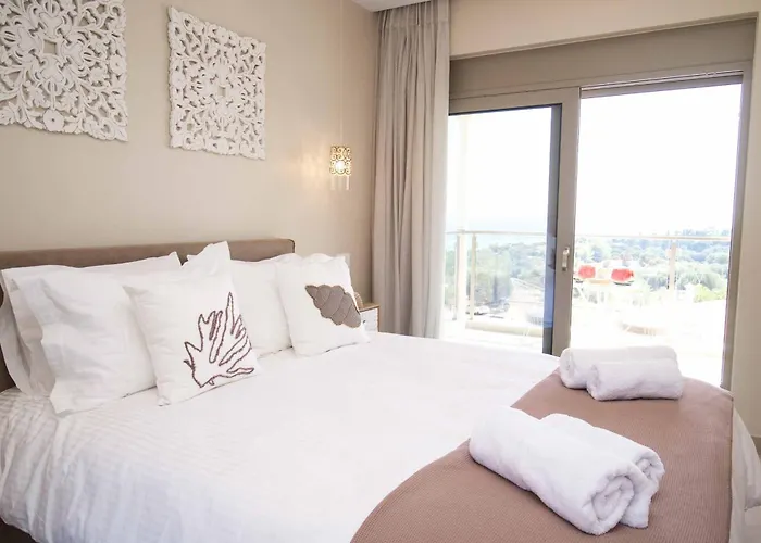 Pangea Ion * Trapezaki (Kefalonia)